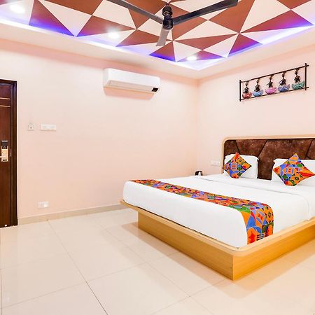 Fabhotel Prime Ravila Grand Hyderabad Exterior foto